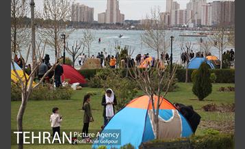 روز طبیعت در دریاچه شهدای خلیج فارس 18