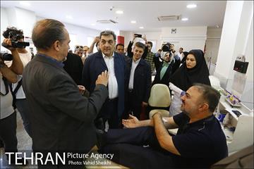 بازدید شهردار تهران  از اداره کل انتقال خون استان تهران 9