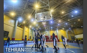 دیدار تیم های بسکتبال مهرام و گاز تهران 6