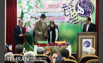 جشن تولد هنرمندان پیشکسوت متولد اردیبهشت و خرداد‎ 22