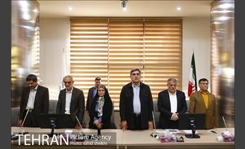 بازدید شهردار تهران از کارخانه واگن سازی تهران 25