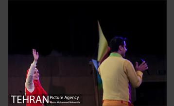 جشن بوی کاغذ رنگی 17