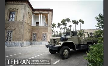 بازدید علی اعطا از موزه جنگ 27