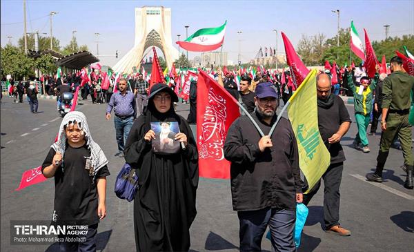 تشییع پیکر آقای شهید ایران - ۲ 10