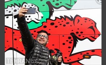 رونمایی از اتوبوس تیم ملی با طرح یوزپلنگ