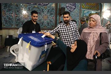 انتخابات چهاردهمین دوره ریاست جمهوری - حسینیه ارشاد 10