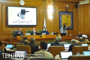 جلسه شورای اسلامی شهر با حضور شهردار تهران 19