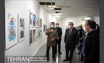 بازدید سفیر فرانسه از نمایشگاه تهران از منظر هنرمندان 4