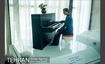 مجسمه مینیاتورهای جهانگیرارجمند در باغ موزه نگارستان 18