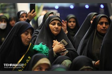 اهتزاز پرچم سبز رضوی بر فراز برج پرچم ایران 24