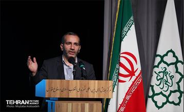 نشست صمیمی فعالان فرهنگی و اجتماعی با شهردار تهران 6