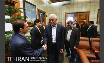 اولین جلسه محمد علی افشانی در دفتر شهردار تهران 4