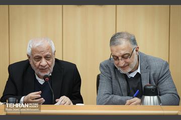 دیدار شهردار تهران با جمعی از زندانیان انقلابی سال ۵۷ 8