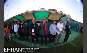 دیدار تیم های ذوب آهن و پرسپولیس 4