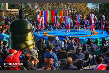 ورزش زورخانه ای در نوروزگاه فرهنگ و ملل پارک ملت 4