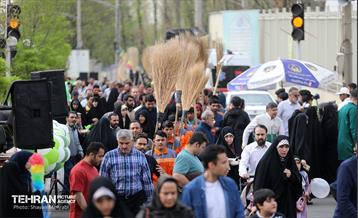 خدمات‌رسانی شهرداری تهران در نماز عید فطر مصلی تهران 24