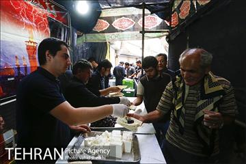 مراسم عزاداری تاسوعای حسینی در بازار تهران 9