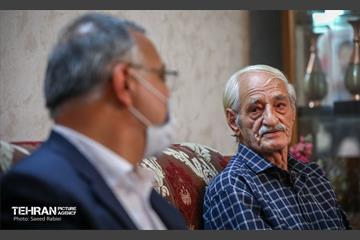 حضور شهردار تهران در منزل آتش نشان شهید مرتضی حیدری 23