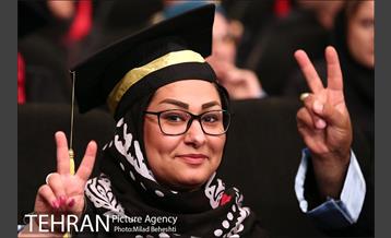 نخستین جشن فارغ التحصیلی ادوار دانشکده خبر 27