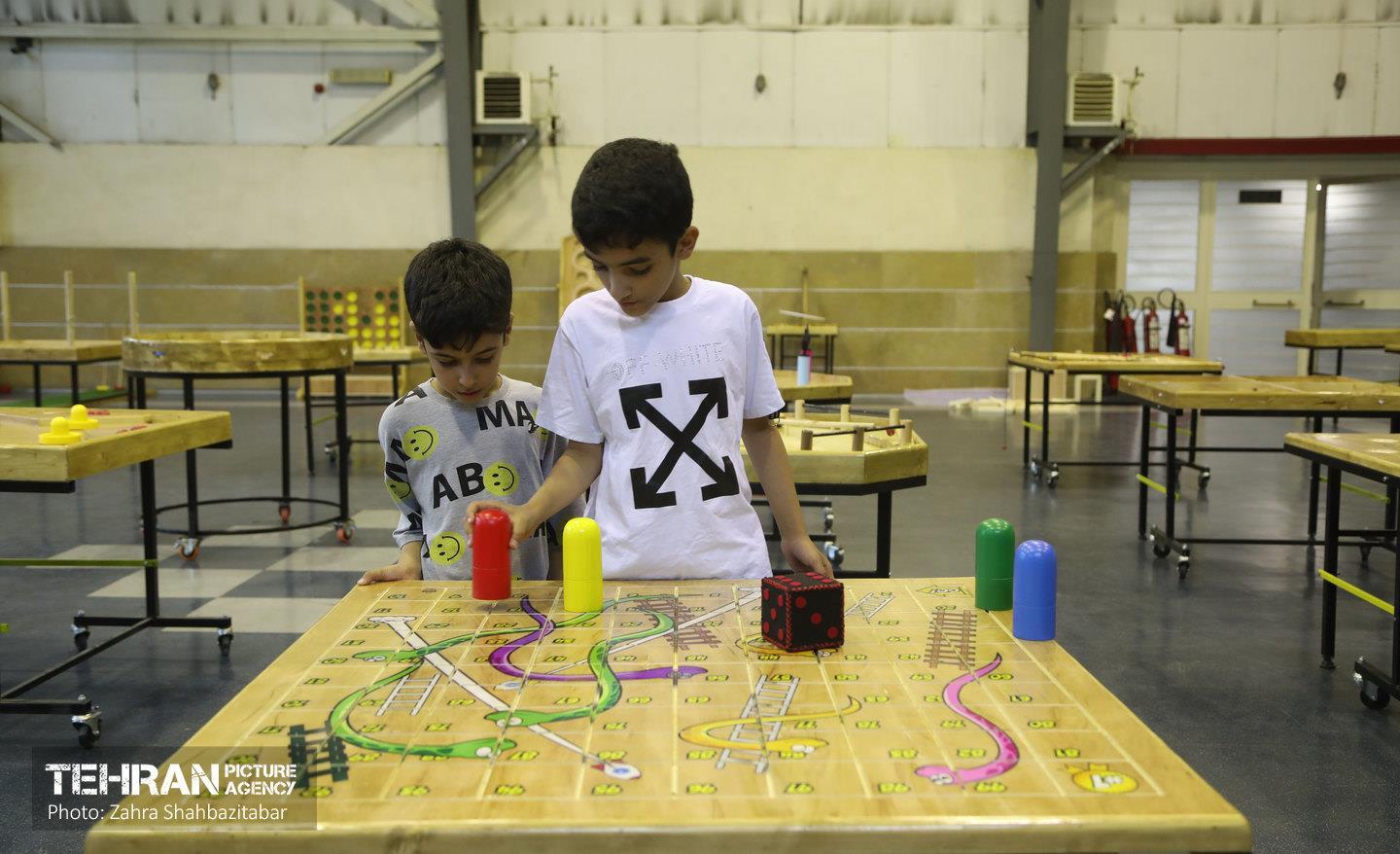 آیین افتتاحیه جشنواره نور و بازی‌های چوبی  37