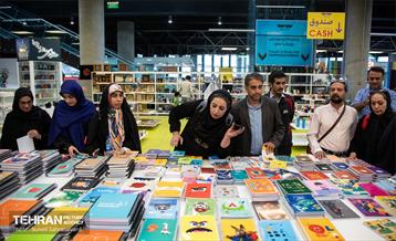 بازدید اصحاب رسانه از باغ کتاب تهران 31