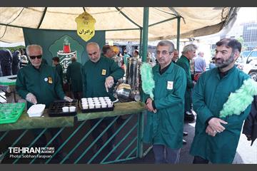 اجتماع صادقیون در فلکه دوم صادقیه 53
