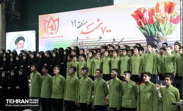 اوالین کنگره سرداران و 700 شهید منطقه 19 1