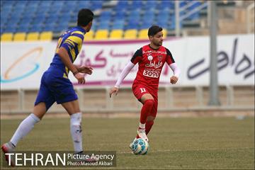 دیدار دوستانه تیم های فوتبال پرسپولیس و پارس جنوبی جم