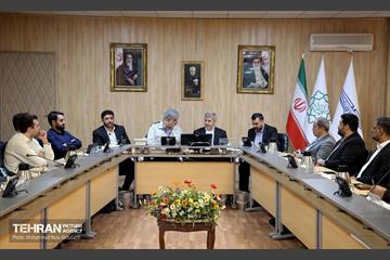 بازدید مدیرکل سرمایه انسانی از شرکت واحد اتوبوسرانی 21