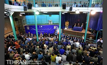 تجدید بیعت شهردار و مدیران شهری با آرمان های حضرت امام خمینی(ره) 23