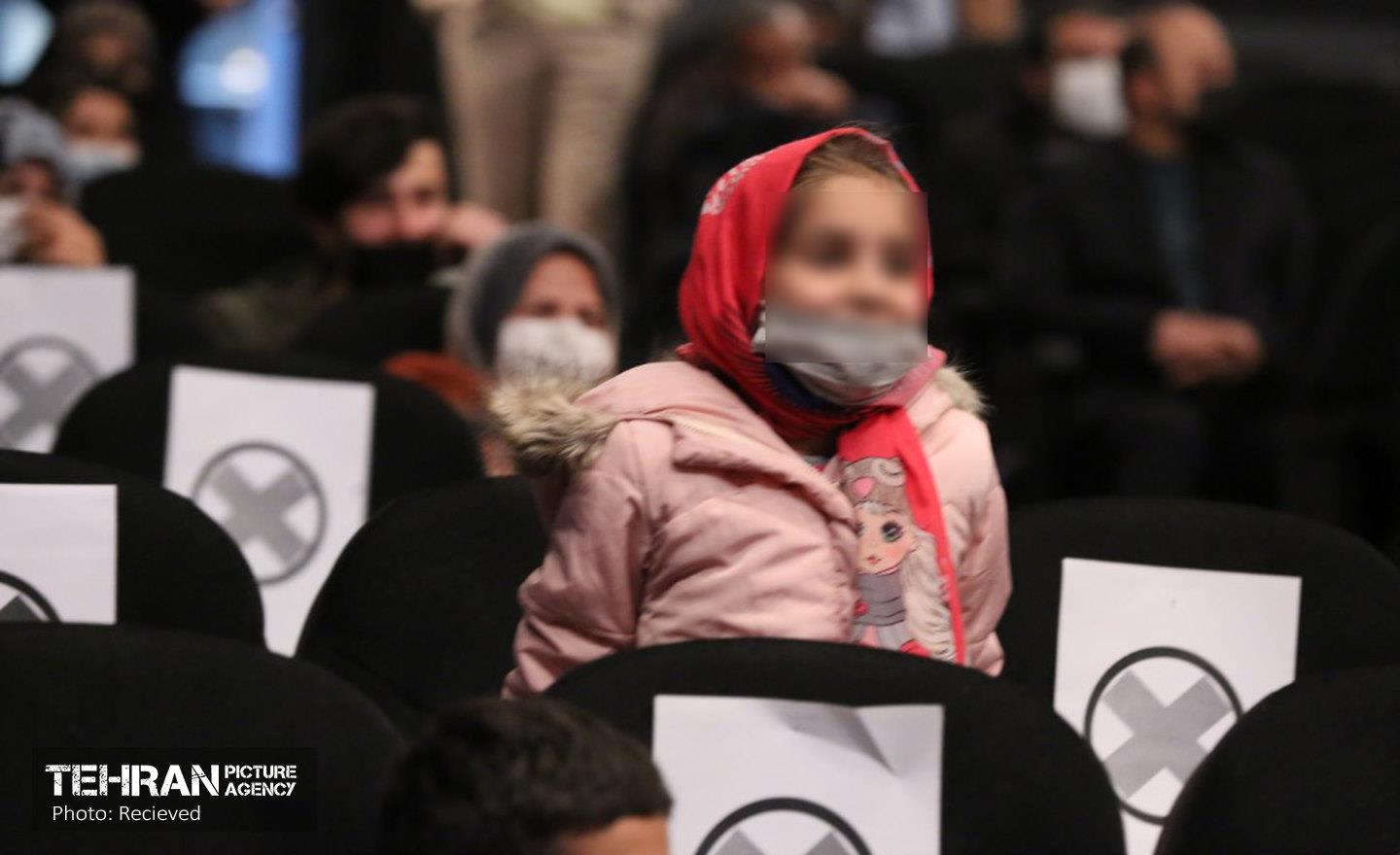 کودکان کار مهمان چله شو شدند 3