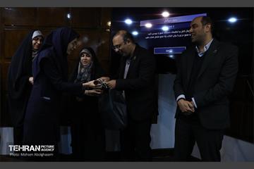 جلسه هم‌اندیشی رییس نهاد پایش طرح های توسعه شهری با جمعی از بانوان 2