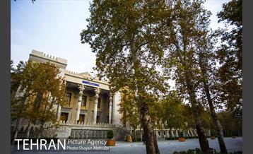 پاییز میدان مشق (سر در باغ ملی) 52