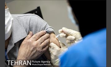 واکسیناسیون سالمندان بالای ۷۵ سال در ایران مال 24