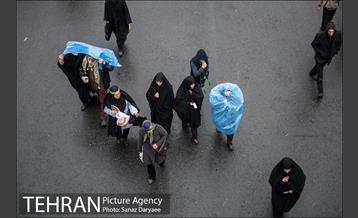 راه پیمایی مردم تهران در روز اربعین  13