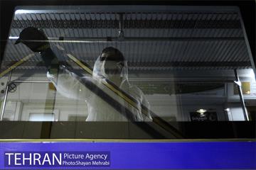 عملیات ضد عفونی کردن مترو تهران 13