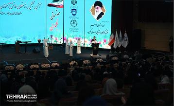 تجلیل از معلمان دانش‌آموزان با نیازهای ویژه شهر تهران 36