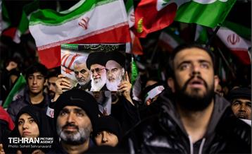 مراسم عزاداری شهادت رهبر انقلاب اسلامی در میدان ولیعصر(عج)