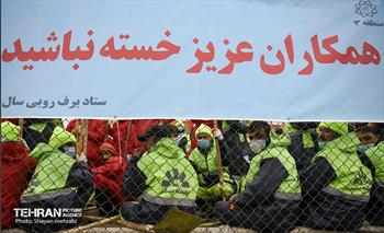 مانور برف روبی در منطقه ۳ تهران 27