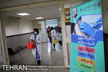 افتتاح و بهره برداری از مرکز واکسیناسیون تجمیعی منطقه ۱۲