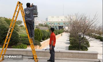آماده سازی برج میلاد برای عید نوروز 9
