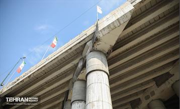 بازدید دانشجویان از پروژه مقاوم‌سازی پل تقاطع بزرگراه همت و رودخانه کن 34