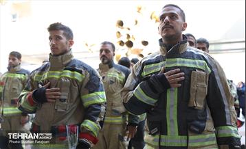 مسابقه پله‌نوردی آتش‌نشانان در برج میلاد 62