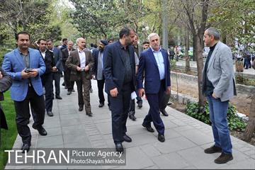 نوروزگاه هنر در پیاده‌راه بلوار کشاورز 27