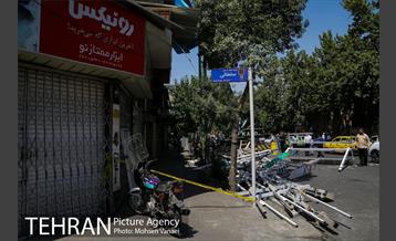 رفع خطر طبقه سوم پاساژ 102 در خیابان امام خمینی(ره)  37