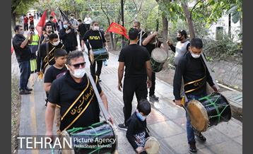 دسته عزاداری دمام زنی در بلوار کشاورز 4