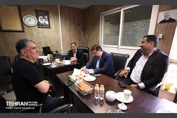 ملاقات مردمی عضو شورای اسلامی شهر تهران با شهروندان منطقه ۱۷
