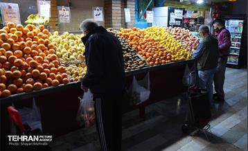 بازدید سخنگوی دولت از بازار میوه و تره‌بار و شهروند جلال آل احمد 41
