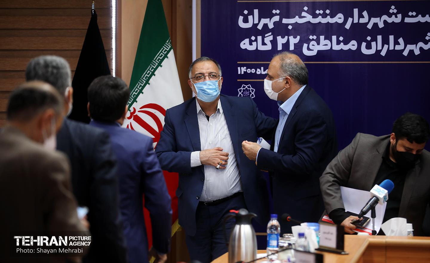 اولین نشست دکتر زاکانی شهردار تهران با شهرداران مناطق 22 گانه 42