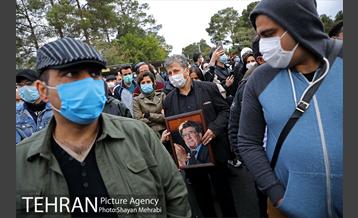 تشییع پیکر استاد محمدرضا شجریان در بهشت زهرا (س) 34